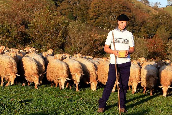 Lekarozko Kortaria-Infernuko Gasnak irabazi du laugarren aldiz Artzai Eguneko gazta lehiaketa