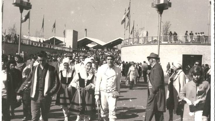 Iruñeko erraldoiek 1965an New Yorkera egindako bidaiaren argazkiak jaso ditu udal artxiboak