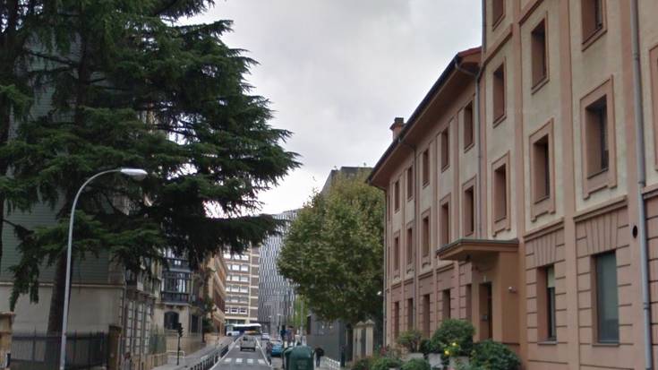 Greenpeacek Iruñeko Aita Moret kalearen berrirekiera salatu du