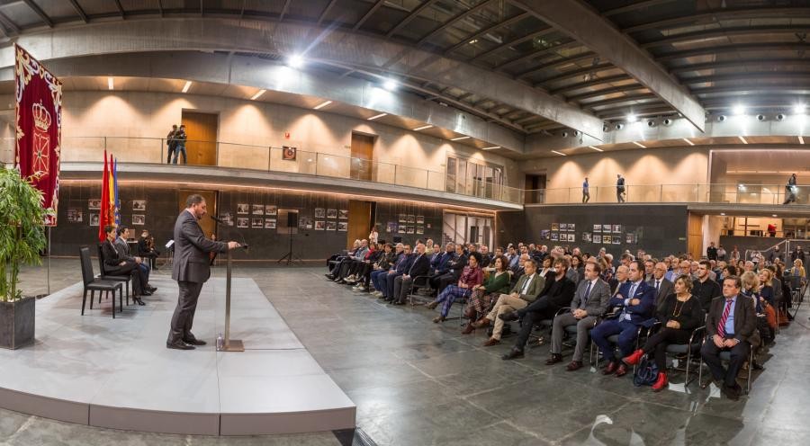 Nafarroako Parlamentuak, 40 urte