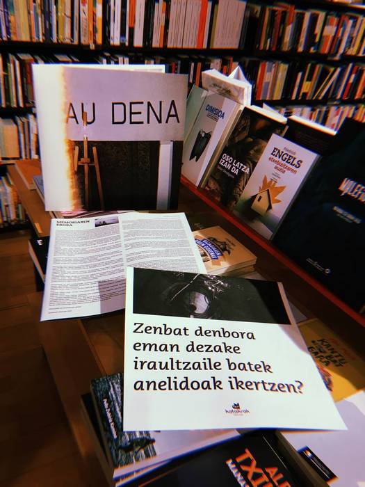 'Hau dena' LP bikoitzaren entzunaldia