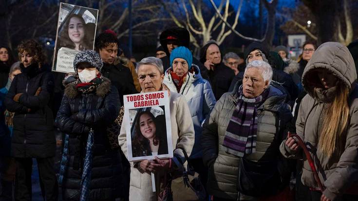 Gabriela Reyesen desagerpena argitzeko eskatu dute ehunka lagunek Iruñean