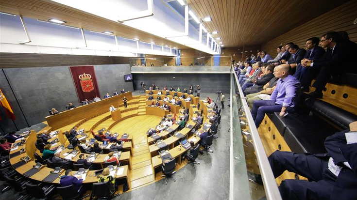 Gobernu akordioaren "sendotasuna" goraipatu eta UPNk eragindako "suntsiketa" salatu du Barkosek