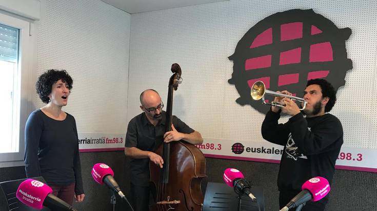 Lurpekariak: Itsasotik iturrira