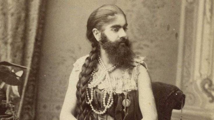 Annie Jones Elliot, emakume bizarduna