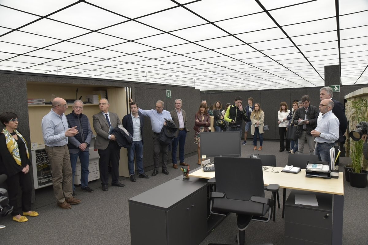 Aterpe-premia dutenentzako bideratuko da etxebizitza bulegoa