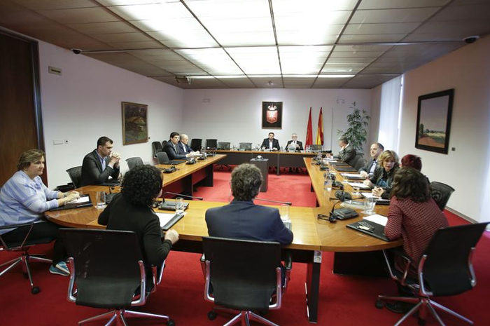 Nafarroako Kutxari buruzko Ikerketa Batzordeak azaroaren 30era arte luzatu du informazioa jasotzeko epea