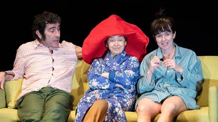 Agurtzane Intxaurraga (zuzendaria): “Zaintza gai unibertsala da eta ikuslea istorioan islatuta sentituko da”