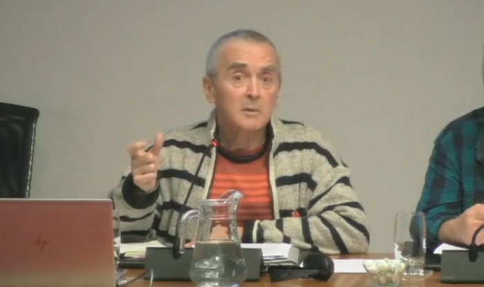 Villak deklaratu dezan esku hartu dezala eskatu dio 78ko Sanferminak Gogoan-ek parlamentuari