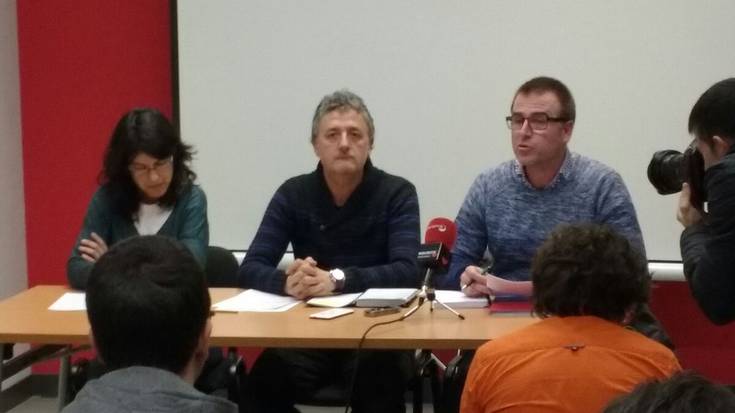 Bigarren Hezkuntzako Lan Eskaintza Publikoaren azterketa atzeratzeko eskatu dute sindikatuek