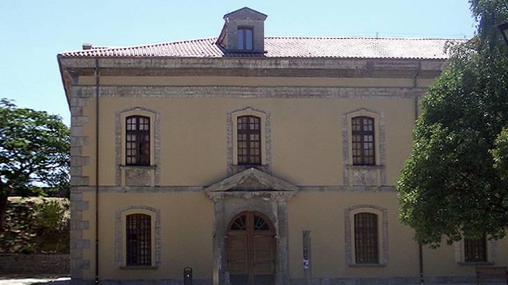 'Inguratzen gaituena' erakusketa, Ziudadelako Arma Aretoan