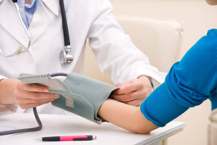 Osasunak Kronikoen Plana zabalduko du, 108.000 nafar artatzeko asmoz