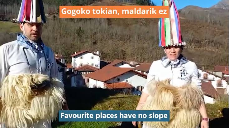 Euskarabideak lehen lerrora ekarri du euskara Ama Hizkuntzaren Nazioarteko egunean