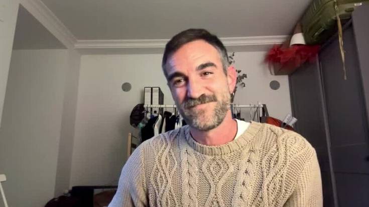 Jon Plazaola: "Trumpen altueran jartzea komikoki oso zaila da, berak beti gaindituko gaitu"