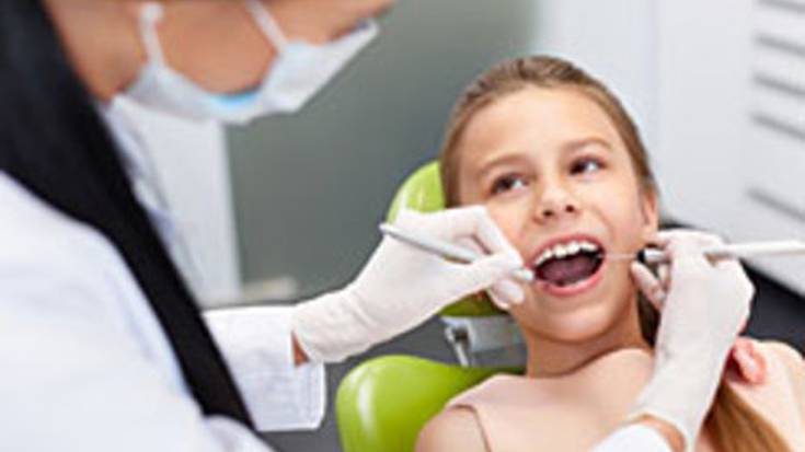 Nafarroako 10 adin txikikotik 7k Haurren Hortzak Zaintzeko Programaren zerbitzuak erabiltzen dituzte