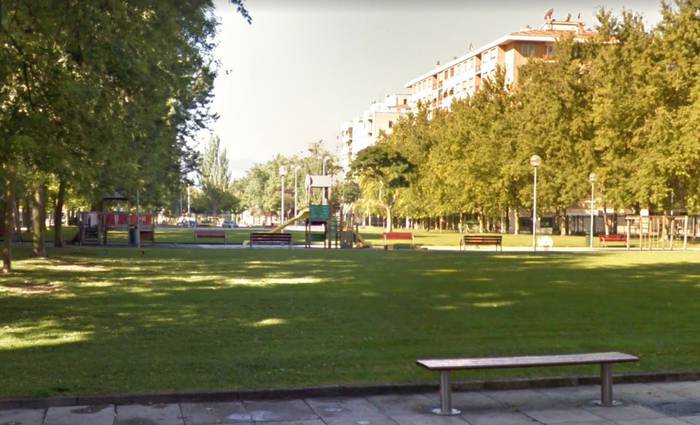 Iturrama eta Mendillorriko jolas parkeak estaliko ditu Iruñeko Udalak