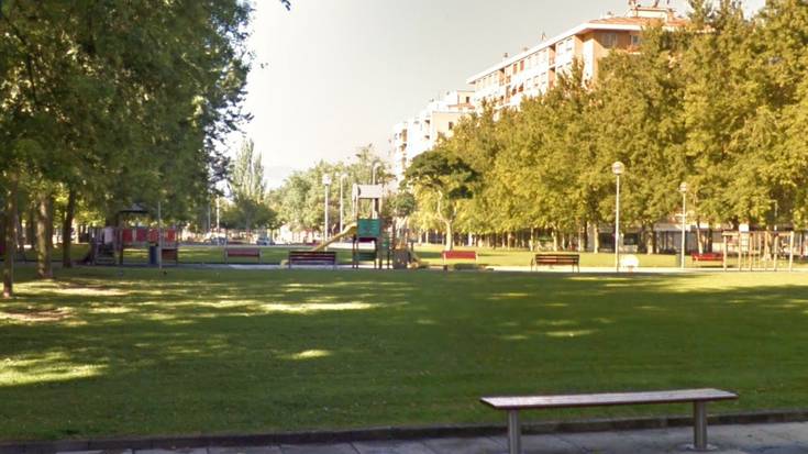 Iturrama eta Mendillorriko jolas parkeak estaliko ditu Iruñeko Udalak
