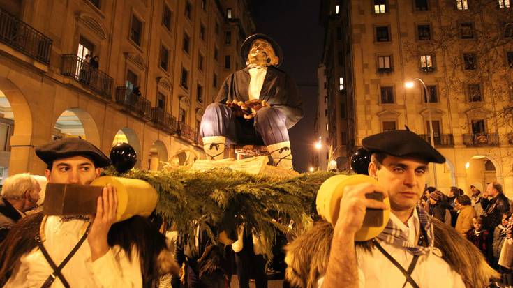 Sekula baino animalia gehiago Olentzeroren kalejiran