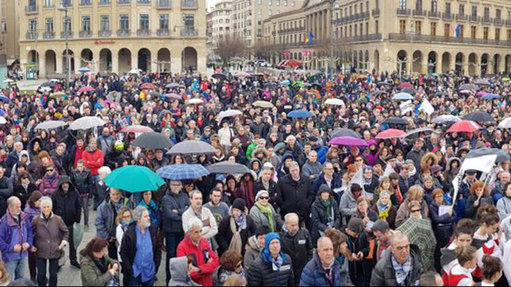 Altsasuko gazteei babesa azaldu die Iruñeak