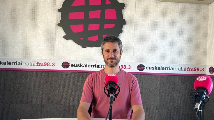 Beñat Iturrioz: “Enarak taldeari buruzko dokumentala da, baina maila sakonago batean aita-seme erlazio bat dago”