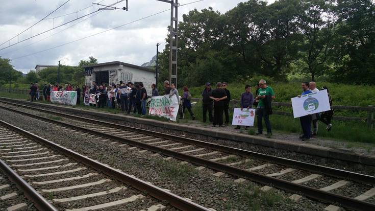 Abiadura Handiko Trenaren kontrako elkarretaratzea eginen dute Tafallan