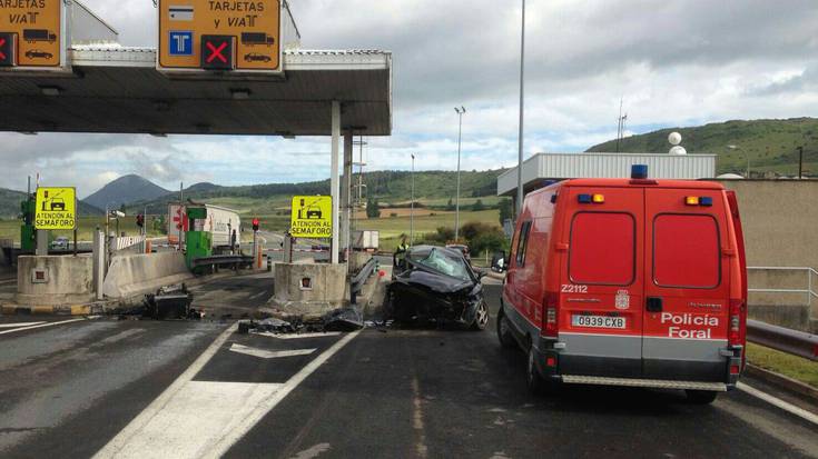 Hildako bat auto istripuz, Zuastiko bidesarian