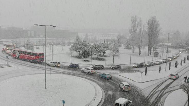 Iruñeko errepideetara normaltasuna itzultzen ari da