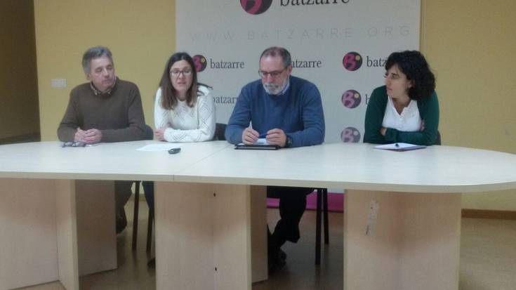 Batzarre Ahal Dugu-rekin eta Ezker Batuarekin aurkeztuko da A10eko hauteskundeetara