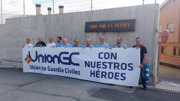 Espainiako Barne Ministroak Altsasuko alkatea grabatu izana kritikatu du