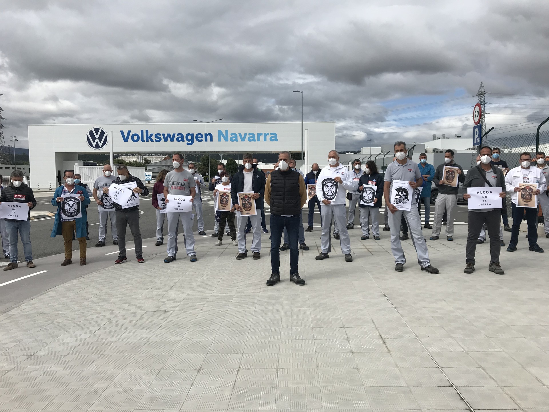 Elkartasuna Landabendik Nissan eta Alcoako langileekin