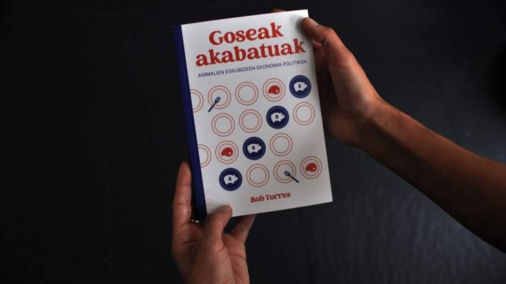 'Goseak akabatuak' liburuaren aurkezpena