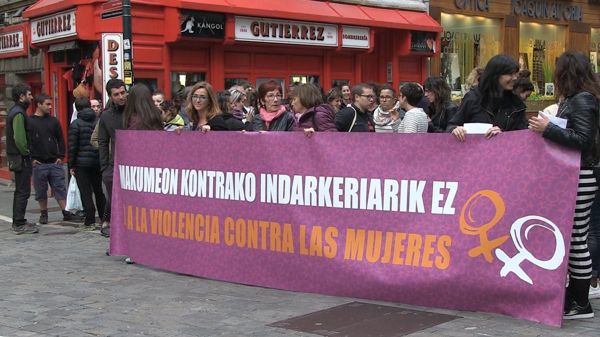 Nafarroan hiru emakume muturreko arriskuan daude indarkeria matxistagatik, eta zortzi arrisku handian