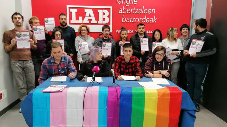 Langile transexual batek lantokian diskriminazioa pairatu duela salatu du