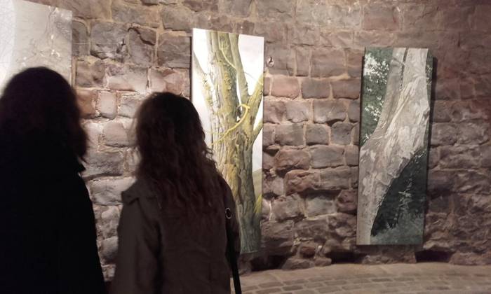 Juan Azkarate artistak baso bihurtu du Ziudadela