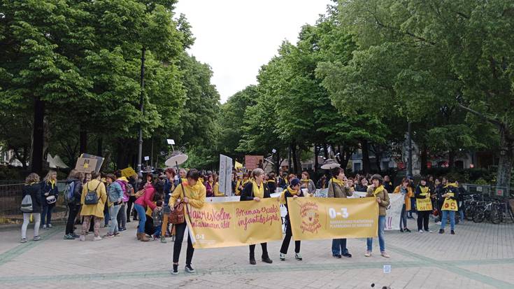 0-3 zikloa gobernuaren ardura dela aldarrikatu dute haur eskoletako langileek