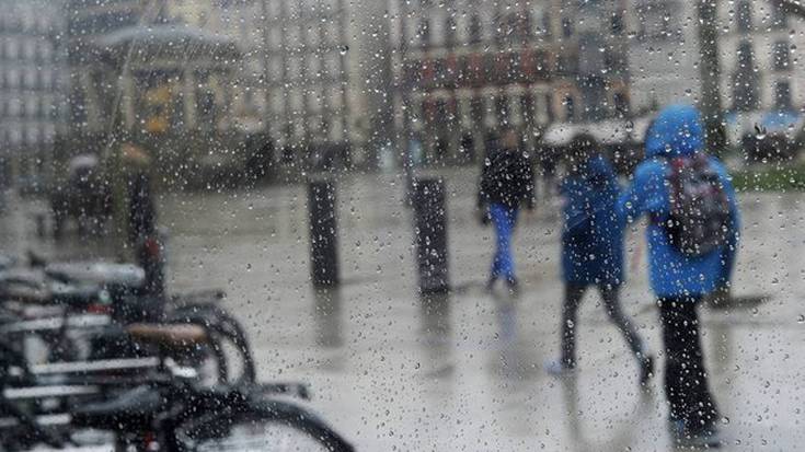 Alerta laranja ezarrita, euri, kazkabar eta ekaitz arriskuagatik