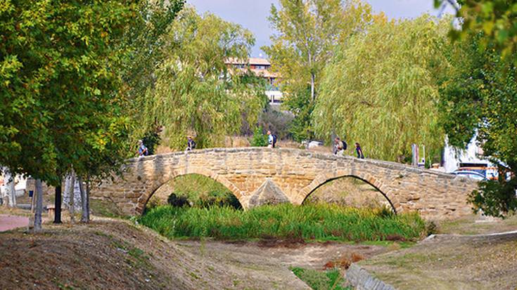 Hamabi herrik eremu ez-euskaldunetik eremu mistora pasa nahi dute