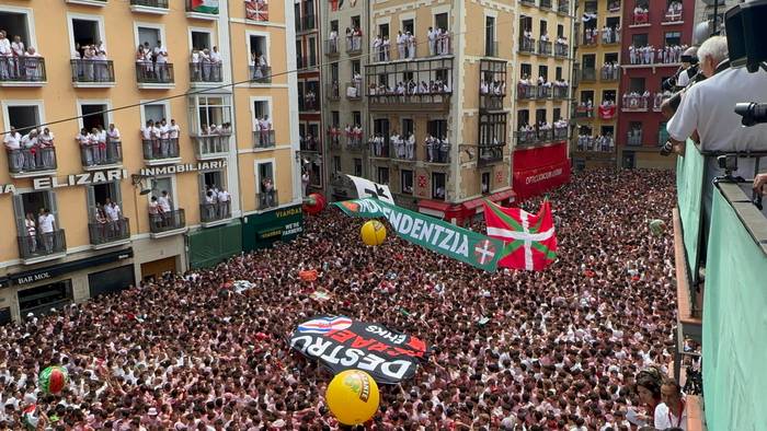 Atxiloketa bat Iruñean, txupinazoan Israelen kontrako pankarta bat sartzeagatik