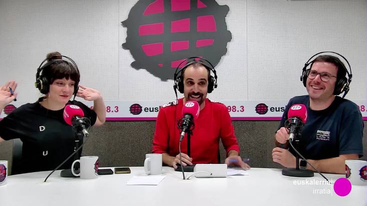 ‘Bizikleta gorriak’ proiektu solidarioaz Iosu Martirekin