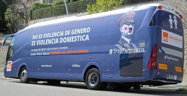HazteOir muturreko taldearen autobusaren kontrako salaketa prest du Nafarroako Gobernuak