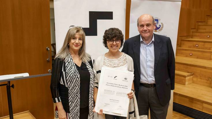 Leire Retegi: “Leitzako aurreko txistulari belaunaldiaren lanaren aitortza da saria”
