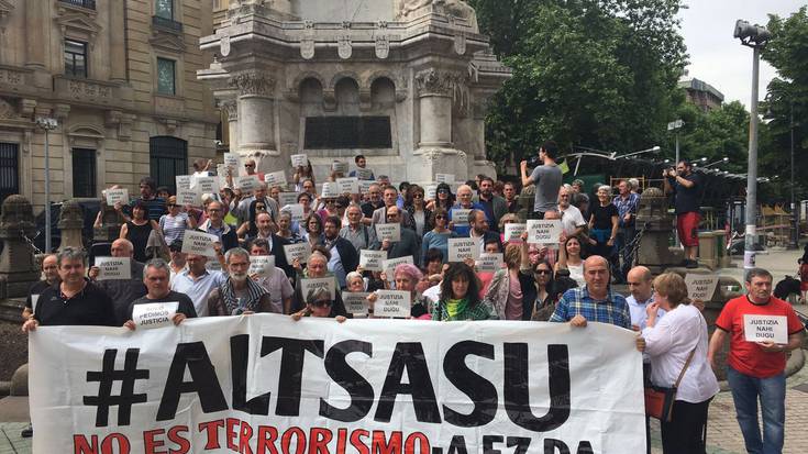 Altsasuko auzia geldirik, nork epaitu behar duen erabaki arte