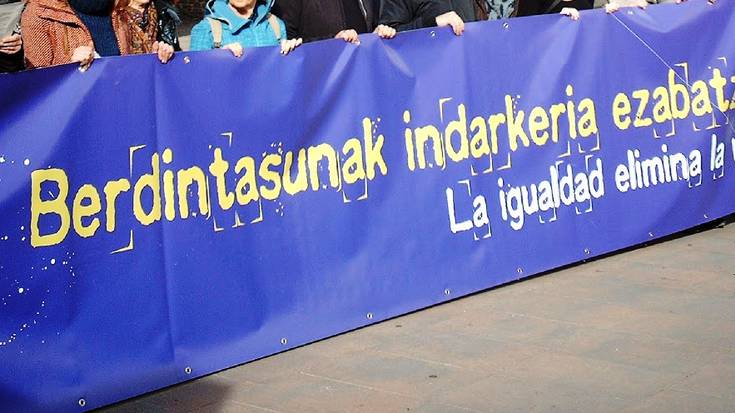 Emakumeenganako indarkeriaren aurka, mobilizazioak