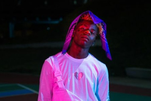 Black Marfil rap abeslariari 25 hilabeteko kartzela-zigorra ezarri diote