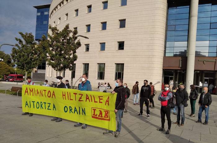 Amiantoak eragindako heriotzengatik lehen kalte ordaina iritsi da Lesakako Laminaciones lantegira