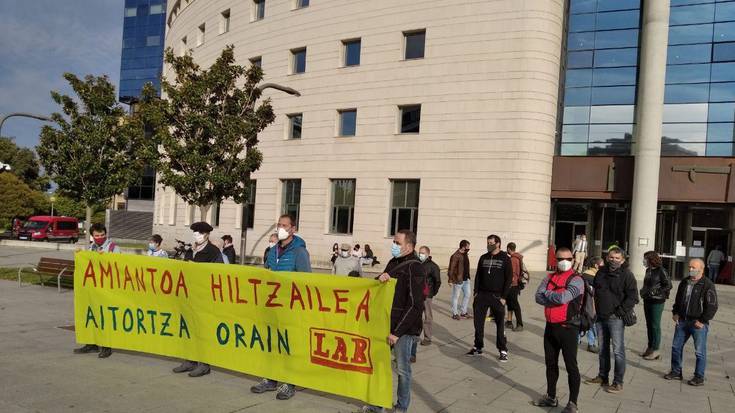 Amiantoak eragindako heriotzengatik lehen kalte ordaina iritsi da Lesakako Laminaciones lantegira