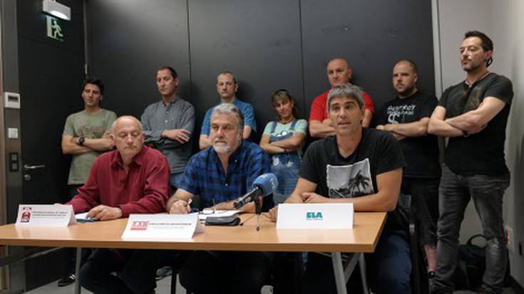 Volkswagenen egiten diren kontratazioetan "gardentasuna" falta da eta "ustelkeria" dago sobran