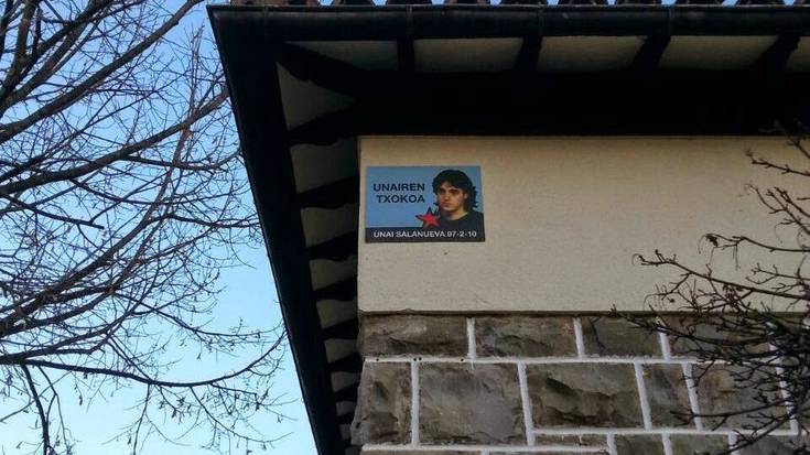 Unai Salanueva intsumiso izandakoaren izena Txantreako plaza bati jartzeko, 1.000 sinadura