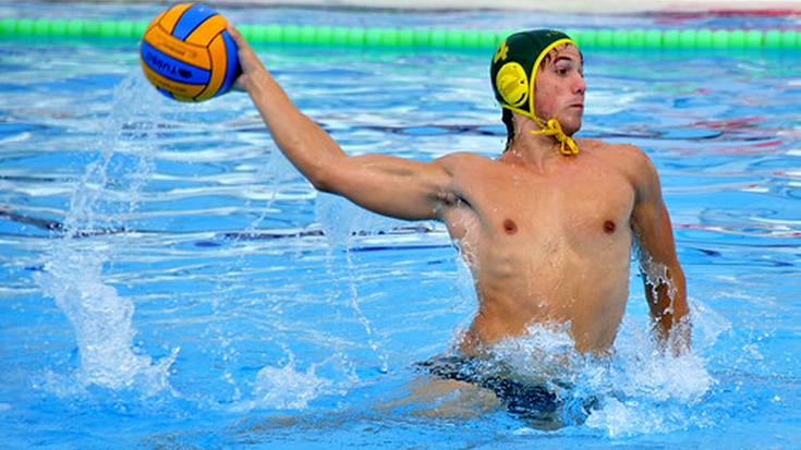 Mantso bada ere, waterpoloa badoa zabaltzen Nafarroan