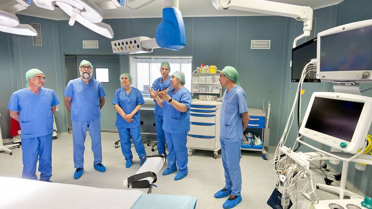 Zortzi ebakuntza-gela estreinatu ditu Nafarroako Ospitalguneak 